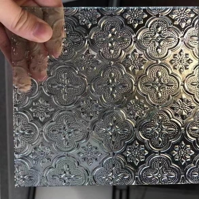Disegno a strisce di plastica iridescente acrilica a foglio di plexiglass